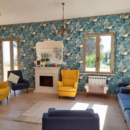 Otel Tirrenia