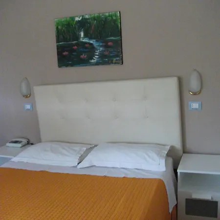 Tirrenia Otel