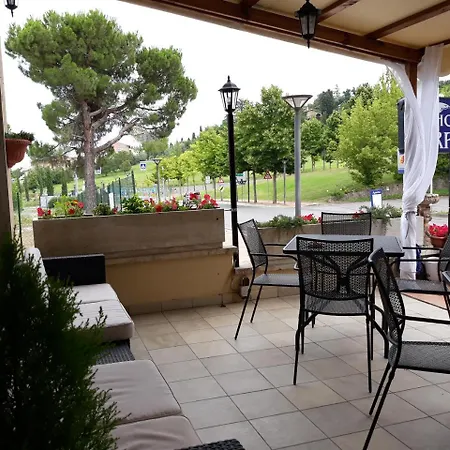 Tirrenia Otel 3*